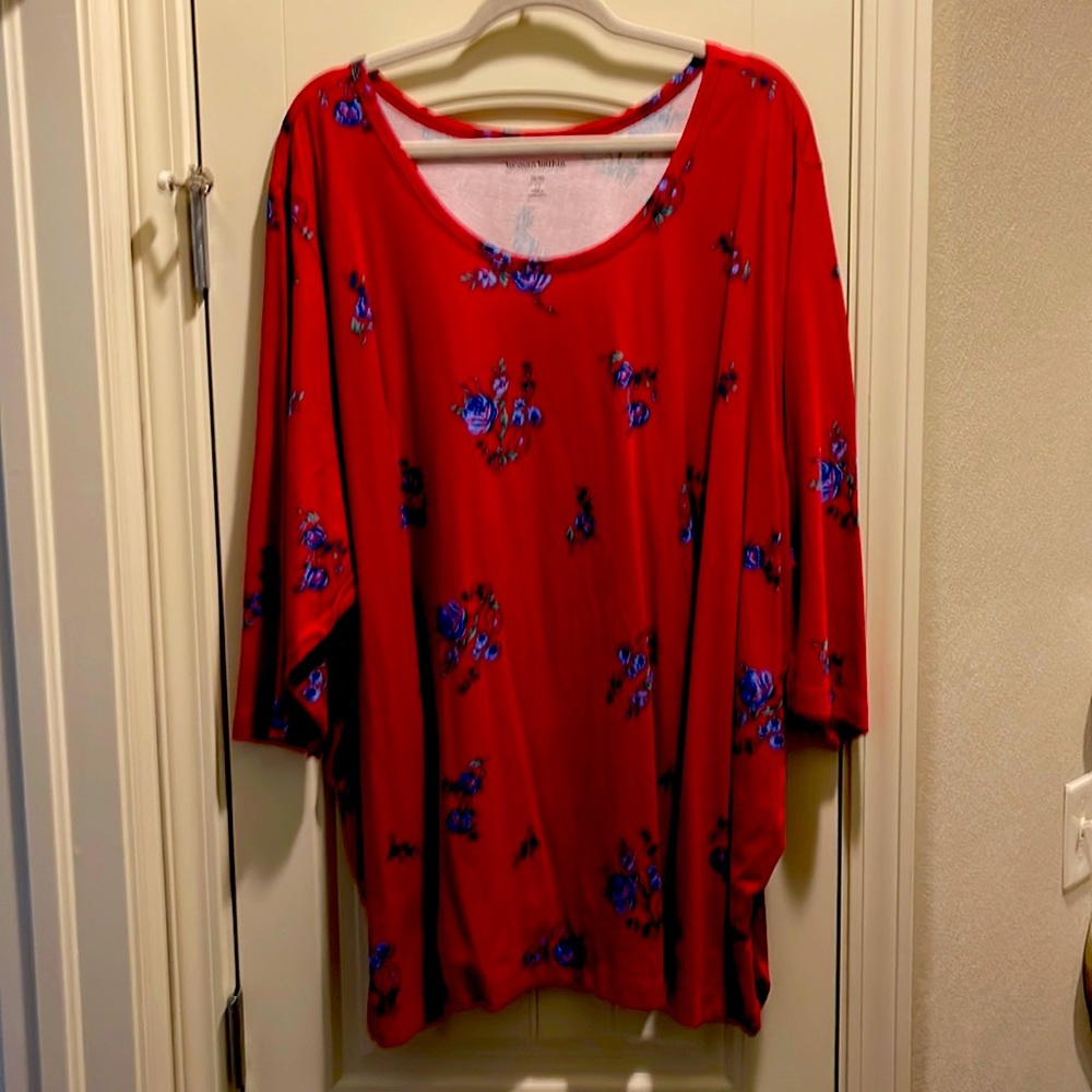 Woman Within  38/40 5X women’s shirt. Washed never worn.